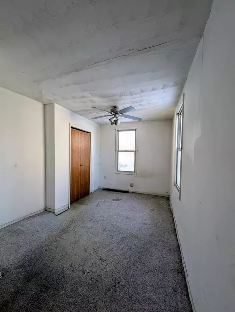 Bedroom - 543 E 3rd St, El Paso, IL 61738 photo 3 of 4
