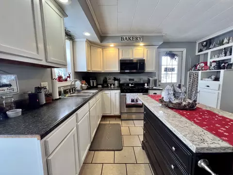 Kitchen - 108 E Illinois St, Mansfield, IL 61854 photo 2 of 3