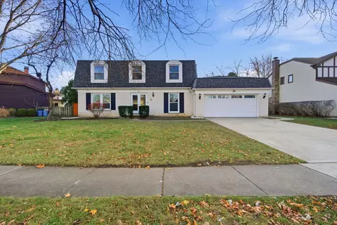 503 Roosevelt Dr, Libertyville, IL 60048