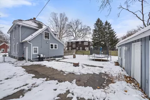 Exterior - 44 Monroe St, Elgin, IL 60123 photo 8 of 8
