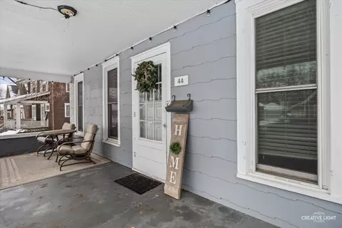 Exterior - 44 Monroe St, Elgin, IL 60123 photo 2 of 8