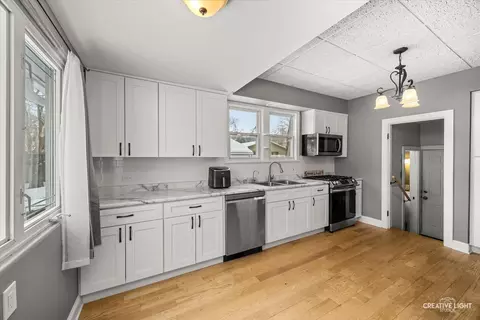 Kitchen - 44 Monroe St, Elgin, IL 60123 photo 1 of 2