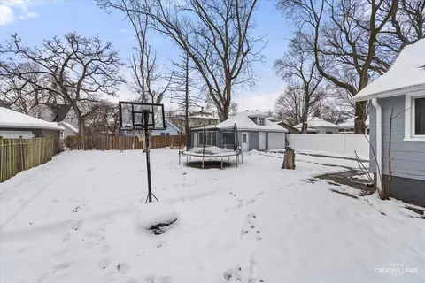 Exterior - 44 Monroe St, Elgin, IL 60123 photo 5 of 8