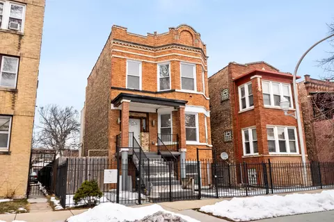 4920 W Iowa St, Chicago, IL 60651