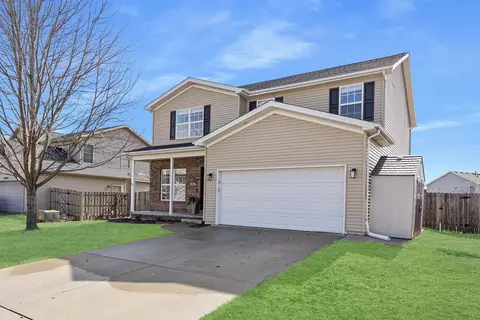 Exterior - 805 Dresser Dr, Normal, IL 61761 photo 2 of 5