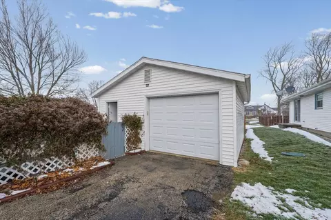 310 E Main St, Buckley, IL 60918 photo 23