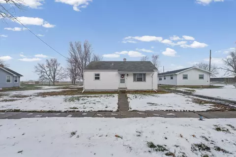 310 E Main St, Buckley, IL 60918 photo 21