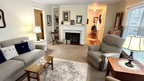 Living - 516 Christopher St, Morrison, IL 61270 photo 1 of 2
