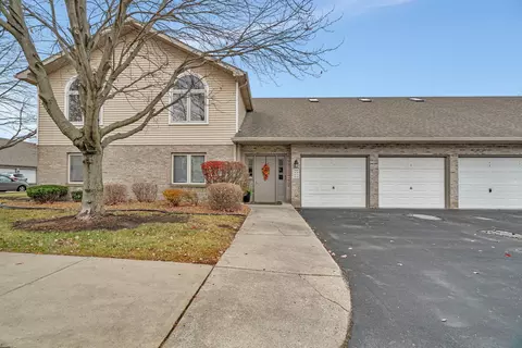2670 Jodee Dr #B, Joliet, IL 60436