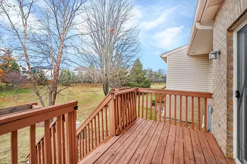 Exterior - 23033 Ironwood Dr, Plainfield, IL 60586 photo 2 of 3