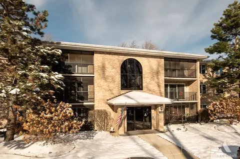 4950 134th Ct #508, Crestwood, IL 60418