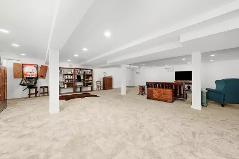 Other - 6522 Sycamore Ct, Mchenry, IL 60050 photo 6 of 7