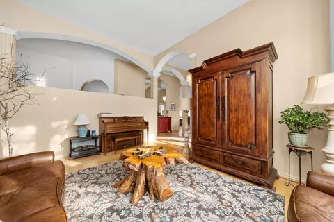 Living - 6522 Sycamore Ct, Mchenry, IL 60050 photo 3 of 5