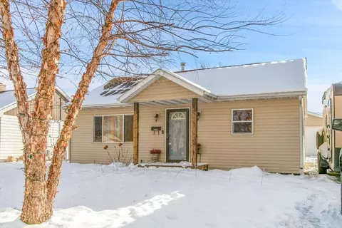 1203 Riverside Ave, Streator, IL 61364