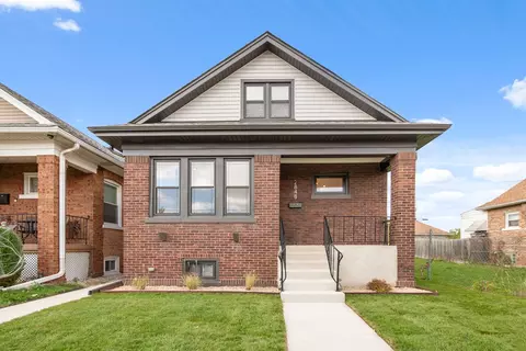 2848 N Mobile Ave, Chicago, IL 60634