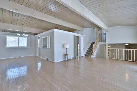 Living - 521 Michael Mnr, Glenview, IL 60025 photo 4 of 8