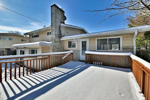Exterior - 521 Michael Mnr, Glenview, IL 60025 photo 4 of 8