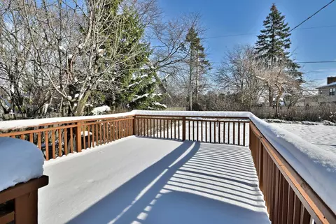 Exterior - 521 Michael Mnr, Glenview, IL 60025 photo 3 of 8