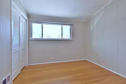 Bedroom - 521 Michael Mnr, Glenview, IL 60025 photo 1 of 6