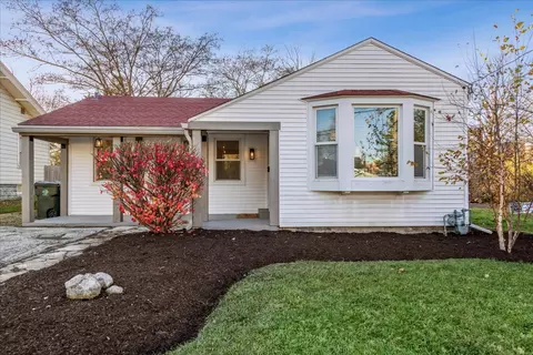 118 N Cedar St, Palatine, IL 60067