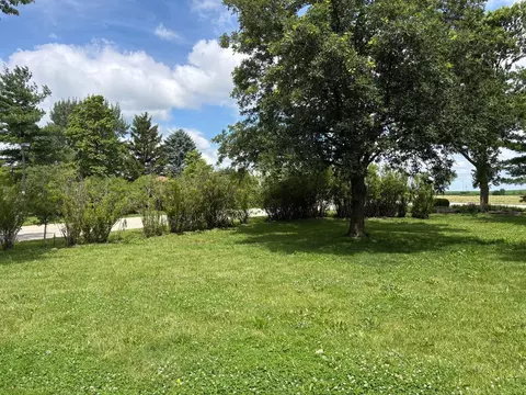 Exterior - 101 Sun St #A, Cabery, IL 60919 photo 1 of 3