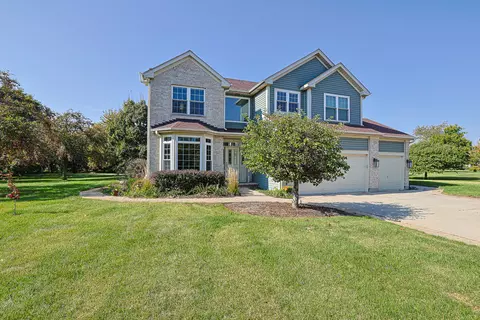 8789 Bentley Ln, Spring Grove, IL 60081