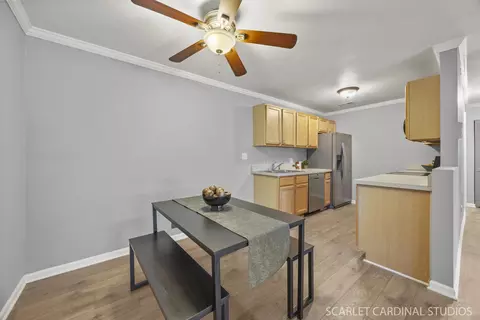 Dining - 1484 Stonebridge Cir #B2, Wheaton, IL 60189 photo 1 of 1