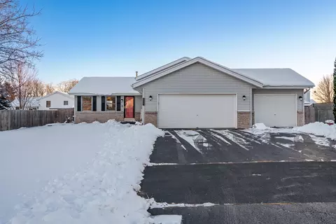 5784 Longest Dr, South Beloit, IL 61080