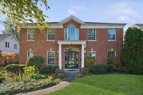 509 Pinecrest Ln, Wilmette, IL 60091