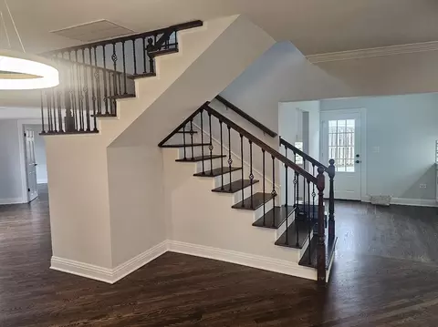 Entry Way - 808 Indian Rd, Glenview, IL 60025 photo 1 of 1