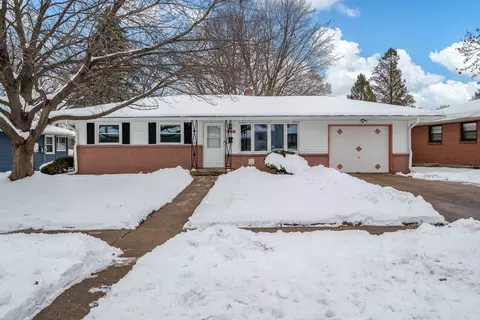 3308 Wesleyan Ave, Rockford, IL 61108