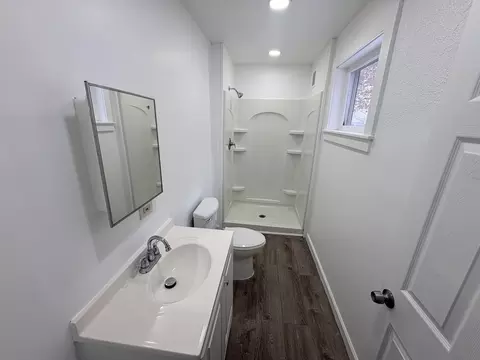 Bath - Undisclosed, Aurora, IL 60506 photo 1 of 1