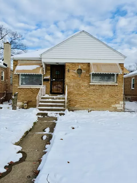 12915 S Parnell Ave, Chicago, IL 60628