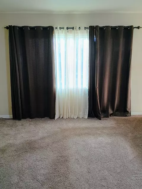 16601 Honore Ave, Markham, IL 60428 photo 2
