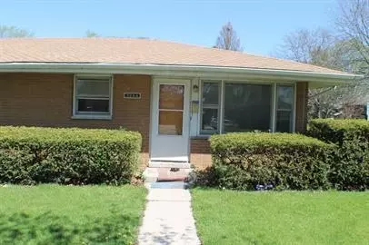 3244 Elisha Ave, Zion, IL 60099