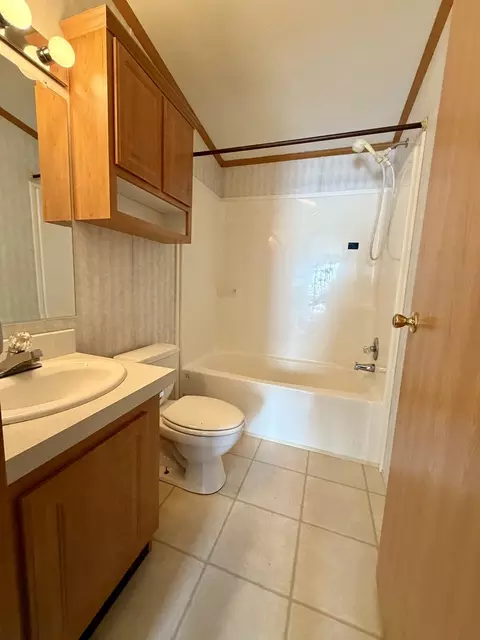 8800 Harlem Ave #19, Bridgeview, IL 60455 photo 11