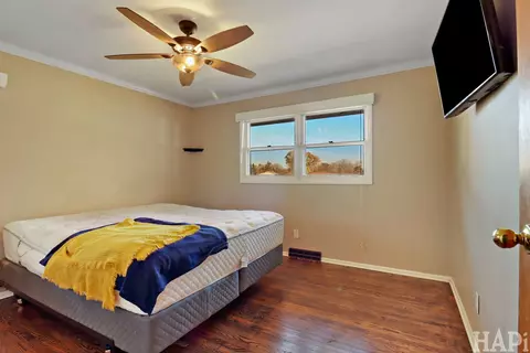 Bedroom - 4709 Oeffling Ct, Mchenry, IL 60051 photo 3 of 4