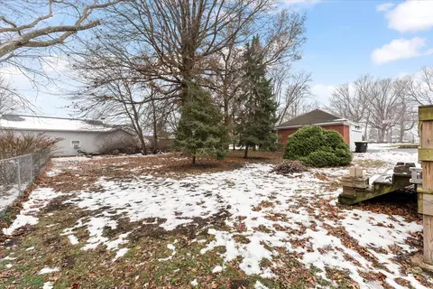 Exterior - 233 E Morris St, Bement, IL 61813 photo 2 of 5