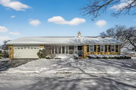 6 W Cypress St, Arlington Heights, IL 60005