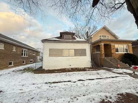 437 24th Ave, Bellwood, IL 60104