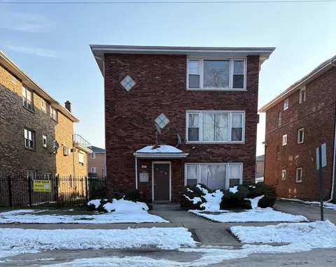 77 Paxton Ave, Calumet City, IL 60409