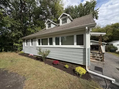 Exterior - 3608 Long Ave, Johnsburg, IL 60051 photo 2 of 9
