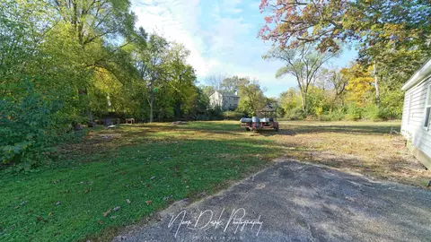 Exterior - 34966 N Forest Ave, Ingleside, IL 60041 photo 5 of 13