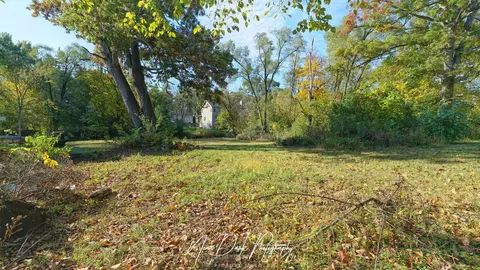 Exterior - 34966 N Forest Ave, Ingleside, IL 60041 photo 7 of 13