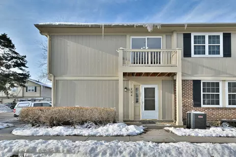 424 Muirwood Ct, Vernon Hills, IL 60061