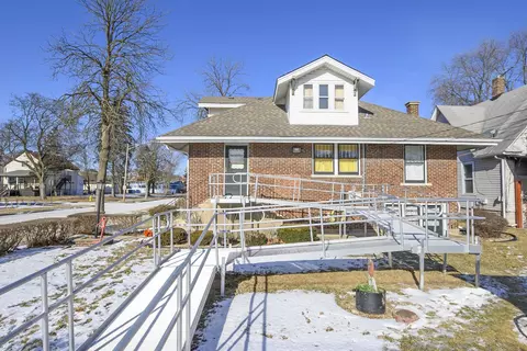 Exterior - 260 W 15th Pl, Chicago Heights, IL 60411 photo 6 of 7