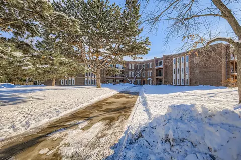 Other - 1575 Sandpebble Dr #113, Wheeling, IL 60090 photo 8 of 9
