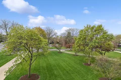 Exterior - 1575 Sandpebble Dr #113, Wheeling, IL 60090 photo 5 of 5