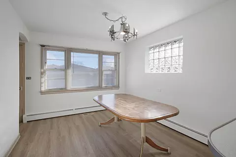 Dining - 4941 N Normandy Ave, Chicago, IL 60656 photo 1 of 1