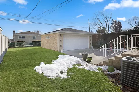 Exterior - 4941 N Normandy Ave, Chicago, IL 60656 photo 4 of 5